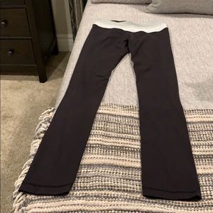 LuluLemon Athletica long yoga pants size 4